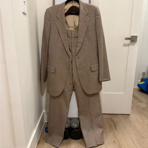 Men's Valentino Tan Blazer and Suit Set - Picture 1 of 11